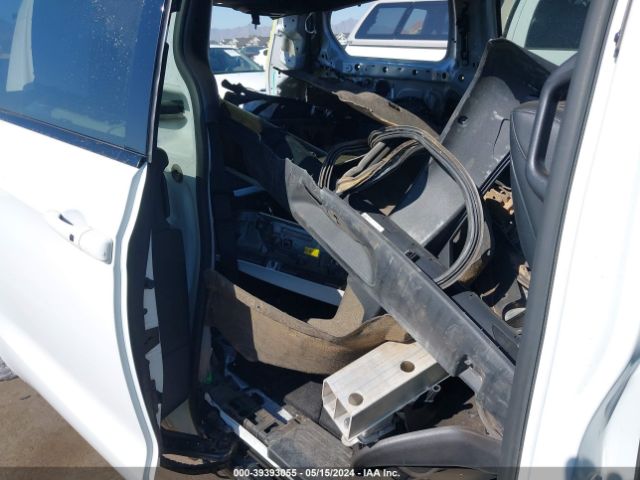 Photo 7 VIN: 2C4RC1EG3LR121867 - CHRYSLER PACIFICA 