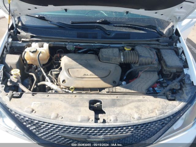 Photo 9 VIN: 2C4RC1EG3LR121867 - CHRYSLER PACIFICA 