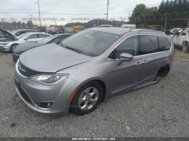 Photo 1 VIN: 2C4RC1EG4HR572751 - CHRYSLER PACIFICA 