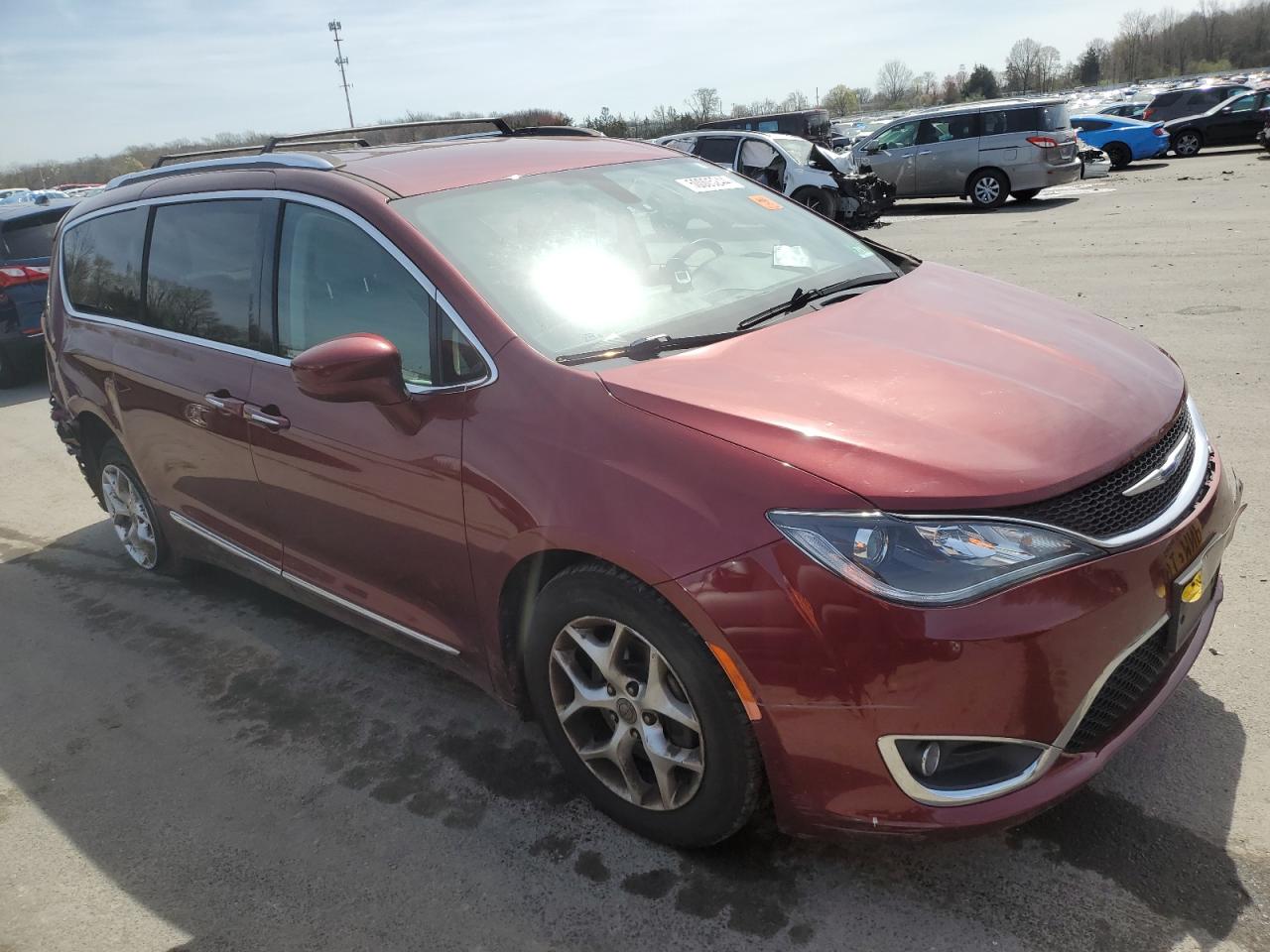 Photo 3 VIN: 2C4RC1EG4HR577724 - CHRYSLER PACIFICA 