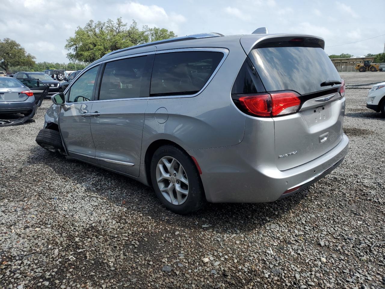 Photo 1 VIN: 2C4RC1EG4HR653670 - CHRYSLER PACIFICA 