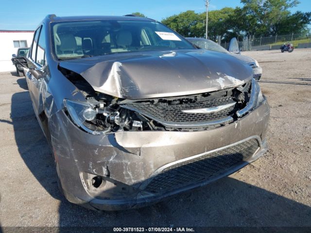 Photo 5 VIN: 2C4RC1EG4JR293273 - CHRYSLER PACIFICA 