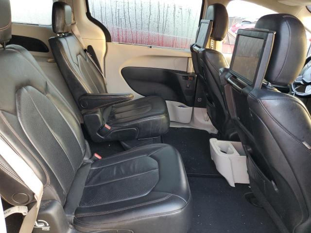 Photo 9 VIN: 2C4RC1EG4JR317068 - CHRYSLER PACIFICA 