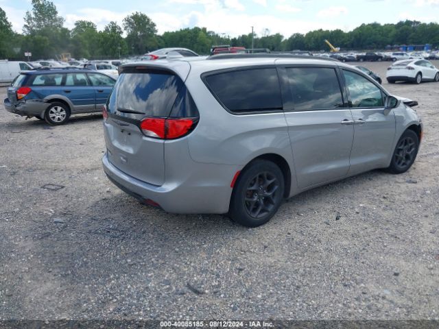 Photo 3 VIN: 2C4RC1EG5JR158190 - CHRYSLER PACIFICA 