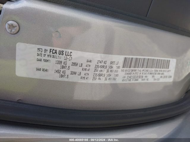 Photo 8 VIN: 2C4RC1EG5JR158190 - CHRYSLER PACIFICA 