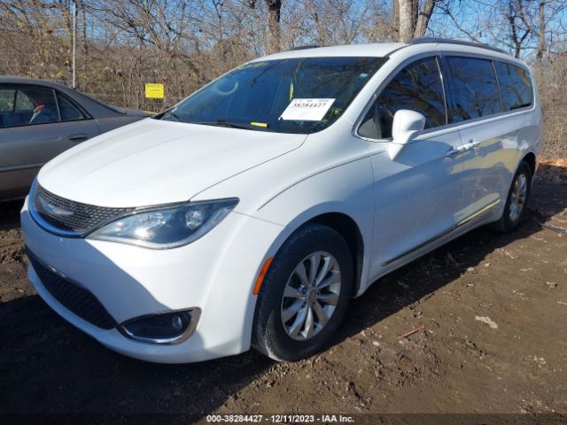 Photo 1 VIN: 2C4RC1EG5JR248097 - CHRYSLER PACIFICA 