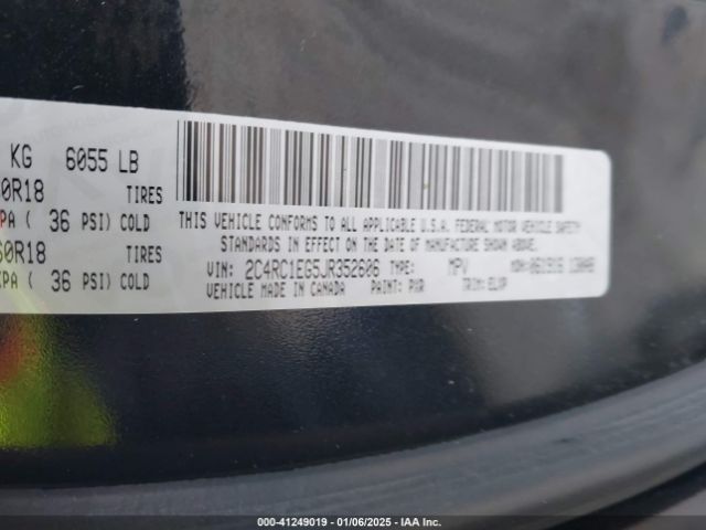 Photo 8 VIN: 2C4RC1EG5JR352606 - CHRYSLER PACIFICA 