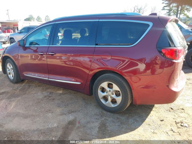 Photo 2 VIN: 2C4RC1EG6HR597845 - CHRYSLER PACIFICA 