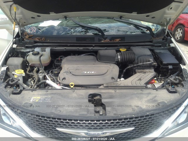 Photo 9 VIN: 2C4RC1EG6HR763362 - CHRYSLER PACIFICA 