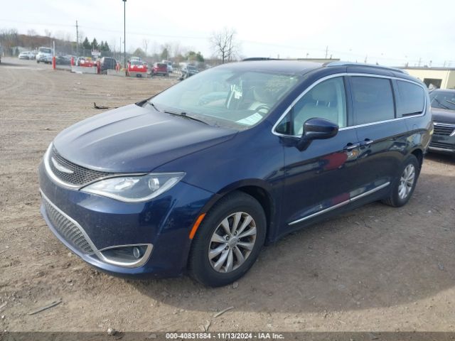 Photo 1 VIN: 2C4RC1EG6JR108558 - CHRYSLER PACIFICA 