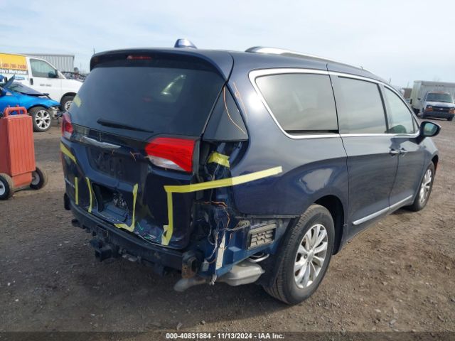 Photo 3 VIN: 2C4RC1EG6JR108558 - CHRYSLER PACIFICA 