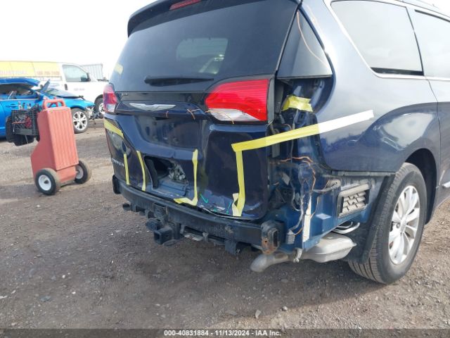 Photo 5 VIN: 2C4RC1EG6JR108558 - CHRYSLER PACIFICA 