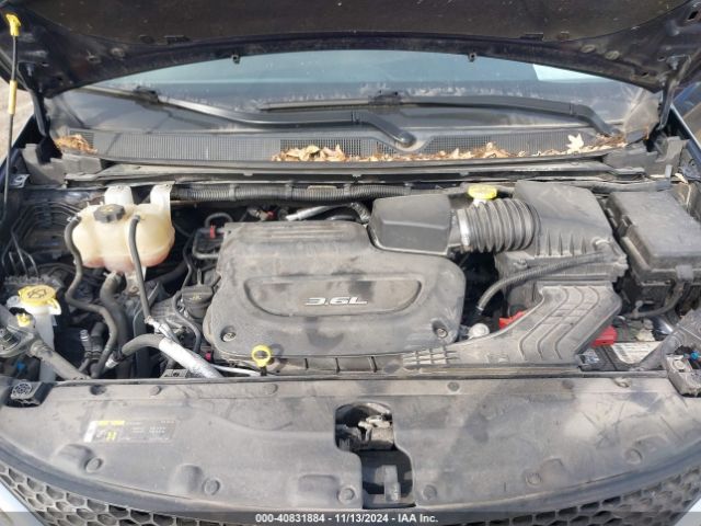 Photo 9 VIN: 2C4RC1EG6JR108558 - CHRYSLER PACIFICA 