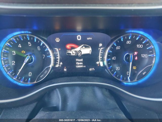 Photo 6 VIN: 2C4RC1EG6JR149868 - CHRYSLER PACIFICA 