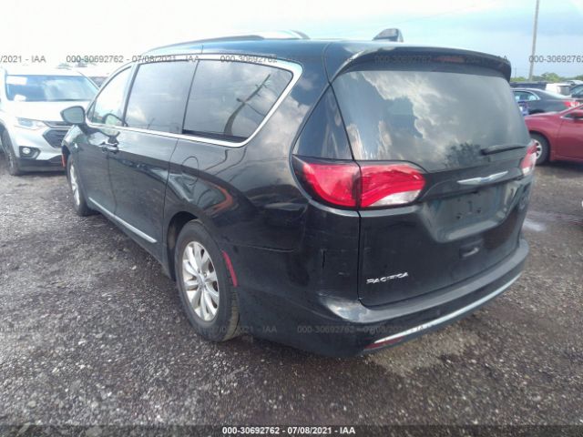 Photo 2 VIN: 2C4RC1EG6JR315581 - CHRYSLER PACIFICA 