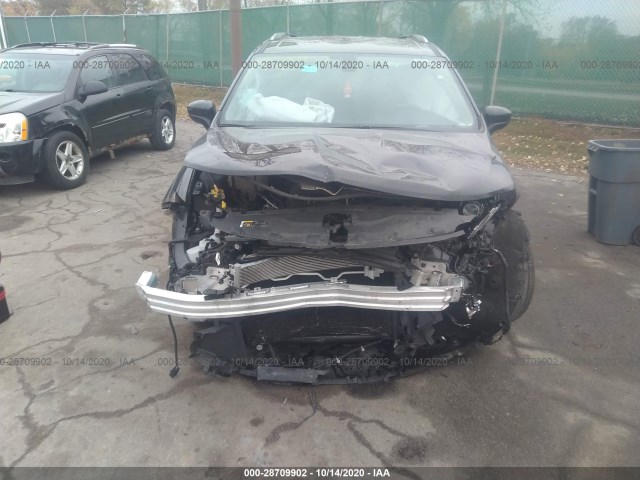 Photo 5 VIN: 2C4RC1EG6LR121118 - CHRYSLER PACIFICA 