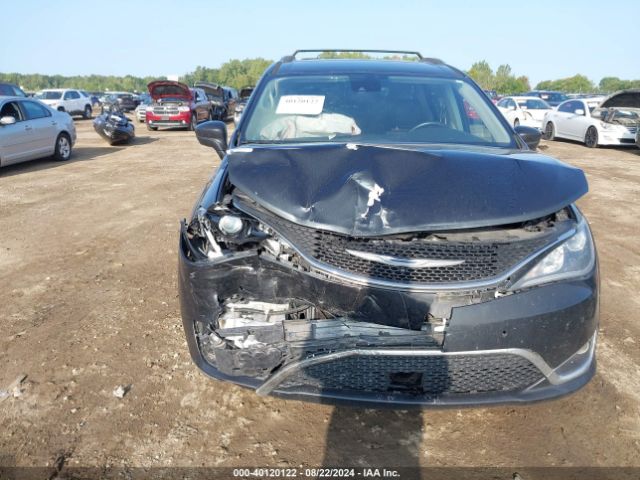 Photo 5 VIN: 2C4RC1EG7HR597935 - CHRYSLER PACIFICA 