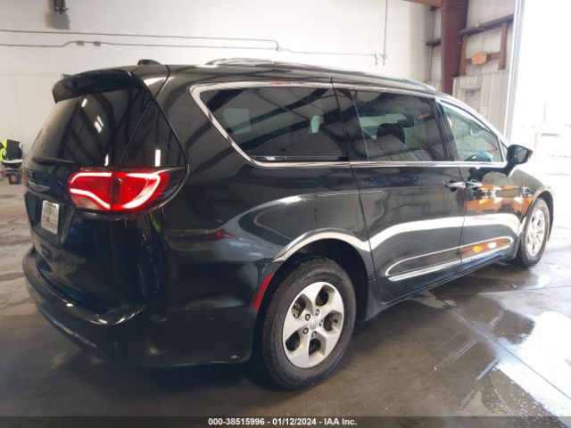 Photo 3 VIN: 2C4RC1EG7HR653498 - CHRYSLER PACIFICA 