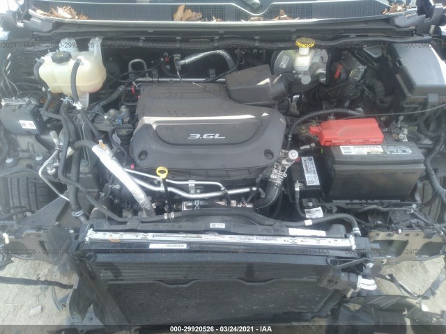 Photo 9 VIN: 2C4RC1EG7JR116474 - CHRYSLER PACIFICA 