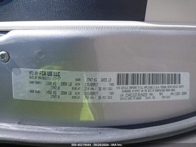 Photo 8 VIN: 2C4RC1EG7JR154223 - CHRYSLER PACIFICA 