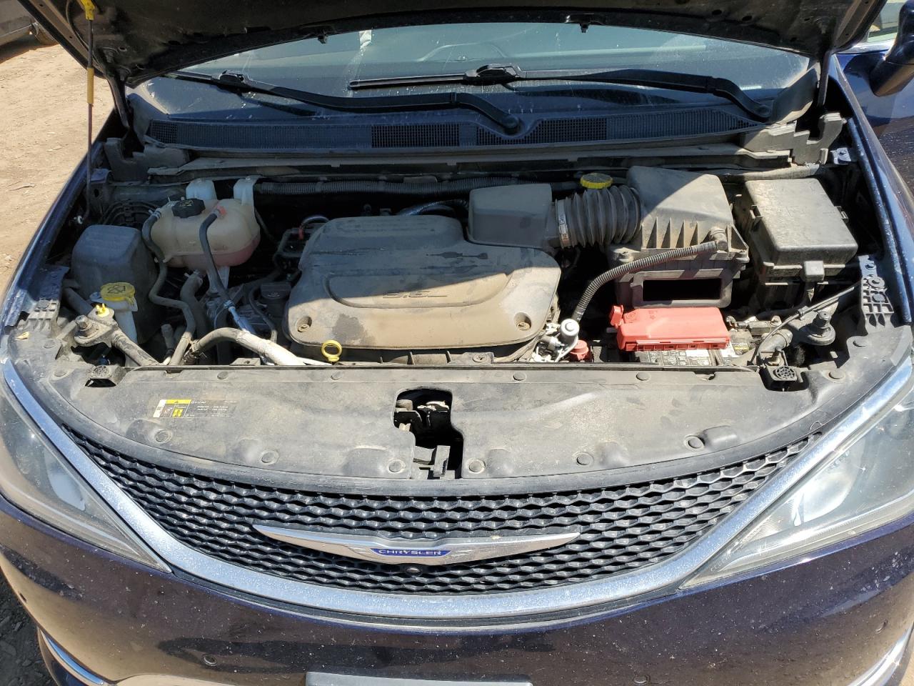 Photo 11 VIN: 2C4RC1EG7LR121810 - CHRYSLER PACIFICA 