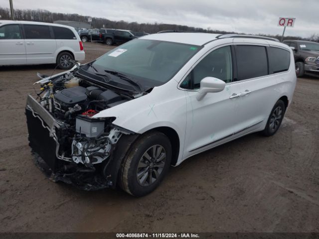 Photo 1 VIN: 2C4RC1EG7LR172871 - CHRYSLER PACIFICA 