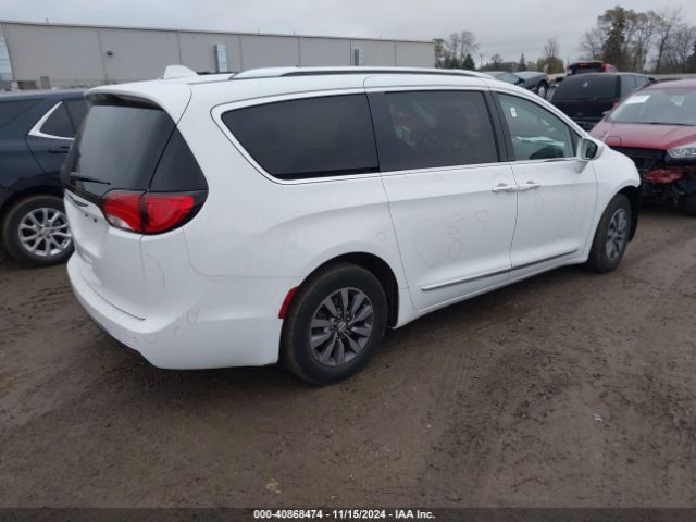 Photo 3 VIN: 2C4RC1EG7LR172871 - CHRYSLER PACIFICA 