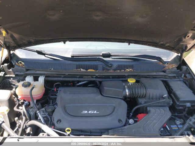 Photo 9 VIN: 2C4RC1EG8HR528557 - CHRYSLER PACIFICA 