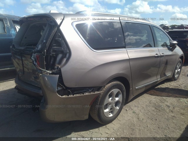 Photo 3 VIN: 2C4RC1EG8HR555922 - CHRYSLER PACIFICA 