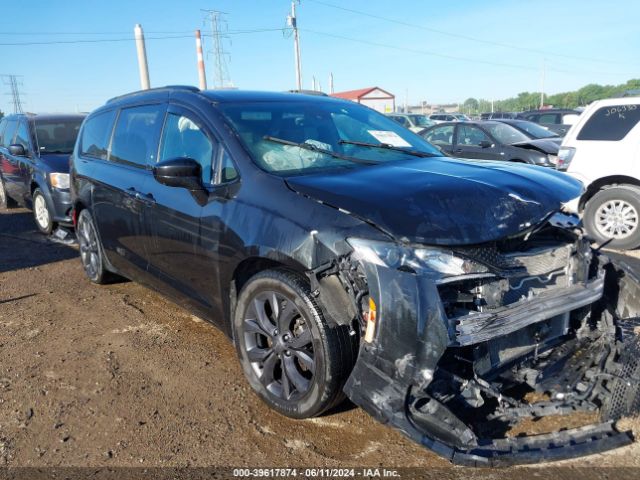 Photo 0 VIN: 2C4RC1EG8KR610022 - CHRYSLER PACIFICA 