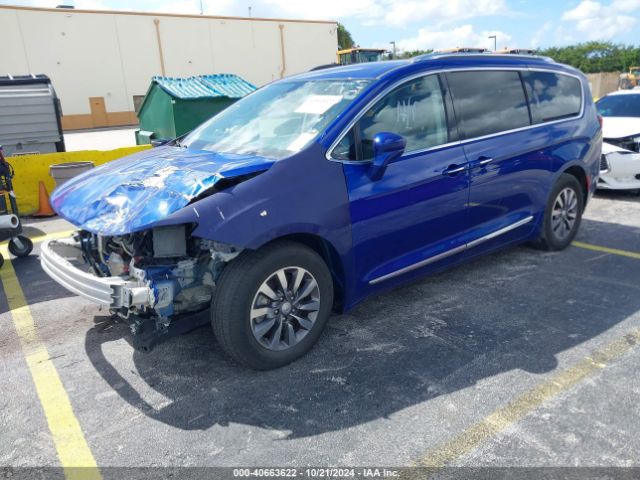 Photo 1 VIN: 2C4RC1EG8LR172944 - CHRYSLER PACIFICA 