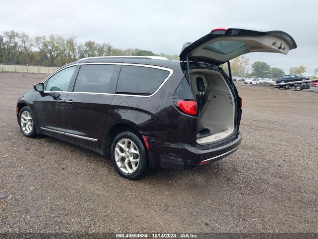 Photo 2 VIN: 2C4RC1EG9HR551054 - CHRYSLER PACIFICA 