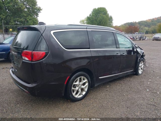 Photo 3 VIN: 2C4RC1EG9HR551054 - CHRYSLER PACIFICA 