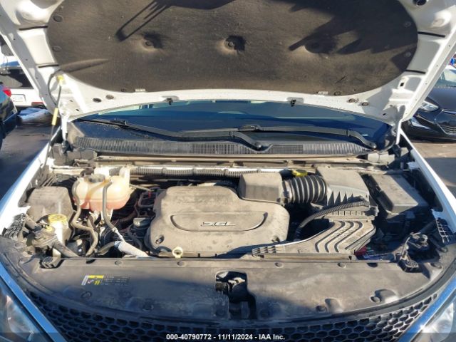 Photo 9 VIN: 2C4RC1EG9HR827054 - CHRYSLER PACIFICA 