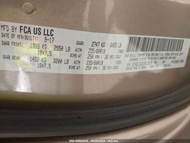 Photo 8 VIN: 2C4RC1EG9JR112670 - CHRYSLER PACIFICA 