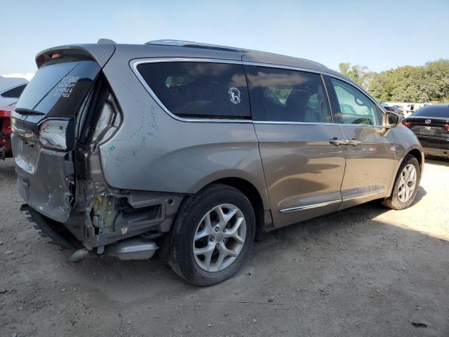 Photo 2 VIN: 2C4RC1EG9JR125340 - CHRYSLER PACIFICA 