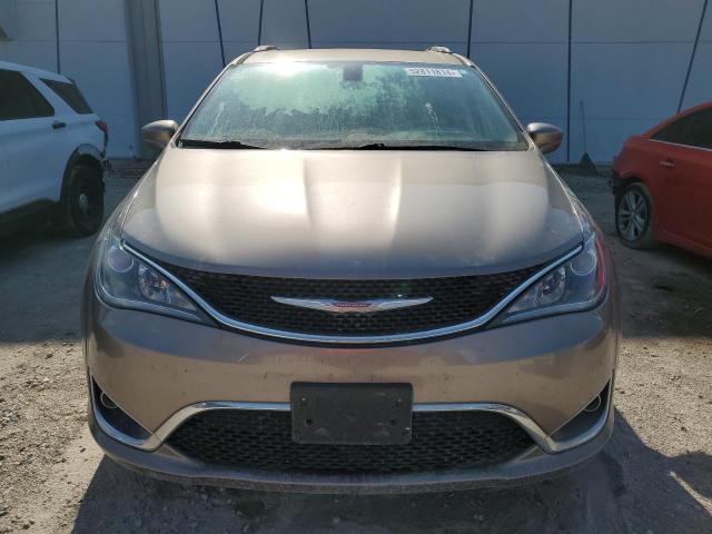 Photo 4 VIN: 2C4RC1EG9JR125340 - CHRYSLER PACIFICA 