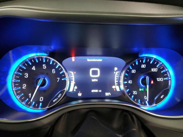 Photo 8 VIN: 2C4RC1EG9JR338174 - CHRYSLER PACIFICA 