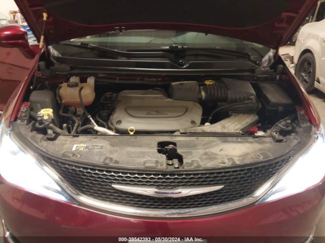 Photo 9 VIN: 2C4RC1EG9KR645183 - CHRYSLER PACIFICA 