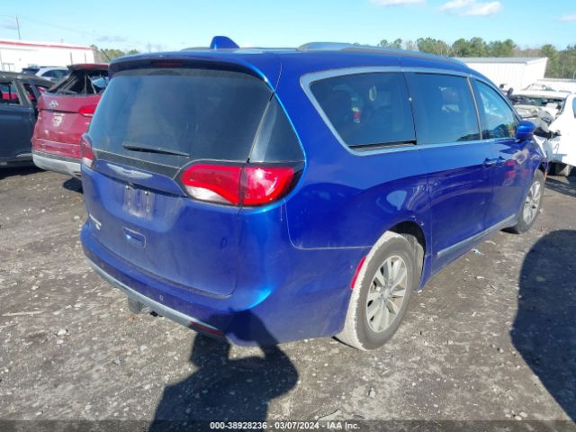 Photo 3 VIN: 2C4RC1EG9LR129312 - CHRYSLER PACIFICA 