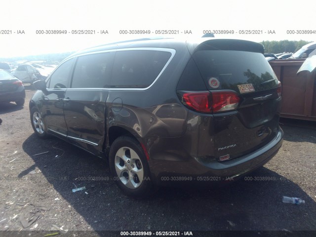 Photo 2 VIN: 2C4RC1EGXHR811591 - CHRYSLER PACIFICA 