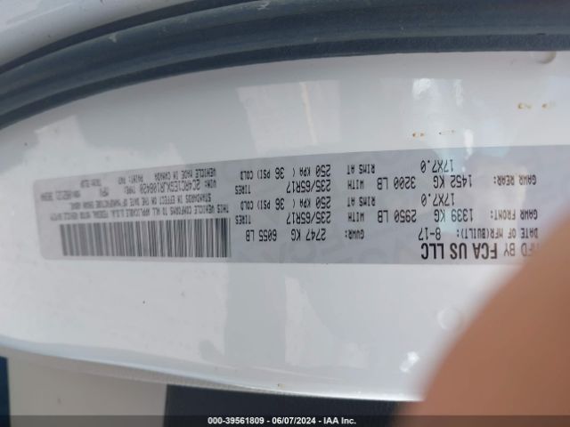 Photo 8 VIN: 2C4RC1EGXJR108420 - CHRYSLER PACIFICA 