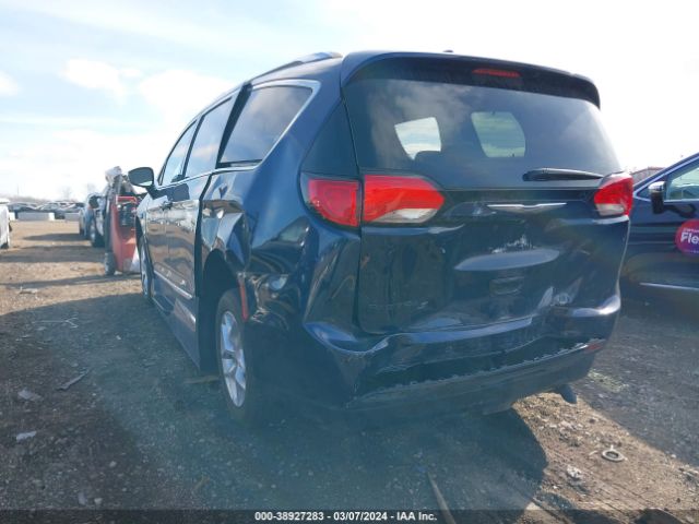 Photo 2 VIN: 2C4RC1EGXJR114539 - CHRYSLER PACIFICA 