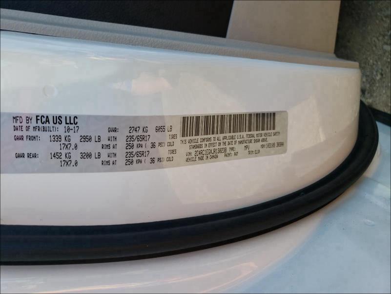 Photo 9 VIN: 2C4RC1EGXJR130238 - CHRYSLER PACIFICA T 