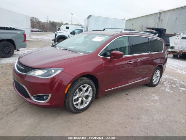 Photo 1 VIN: 2C4RC1EGXJR203883 - CHRYSLER PACIFICA 