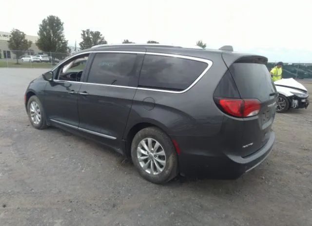 Photo 2 VIN: 2C4RC1EGXJR334229 - CHRYSLER PACIFICA 