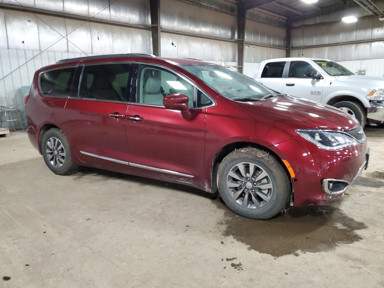 Photo 3 VIN: 2C4RC1EGXKR675681 - CHRYSLER PACIFICA 