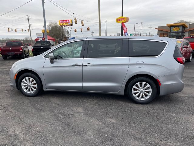 Photo 1 VIN: 2C4RC1FG1KR559493 - CHRYSLER PACIFICA 