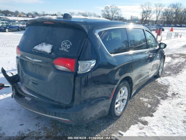 Photo 3 VIN: 2C4RC1FG2JR125680 - CHRYSLER PACIFICA 