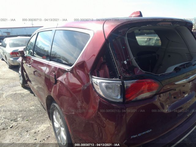 Photo 2 VIN: 2C4RC1FG2JR234012 - CHRYSLER PACIFICA 